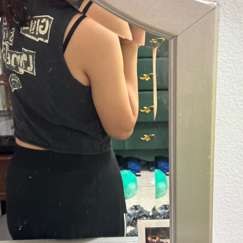 understar vampire crop top - Picture 3 of 6